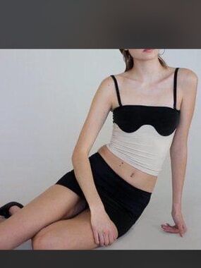 Orseund Iris Black and Cream abstract top